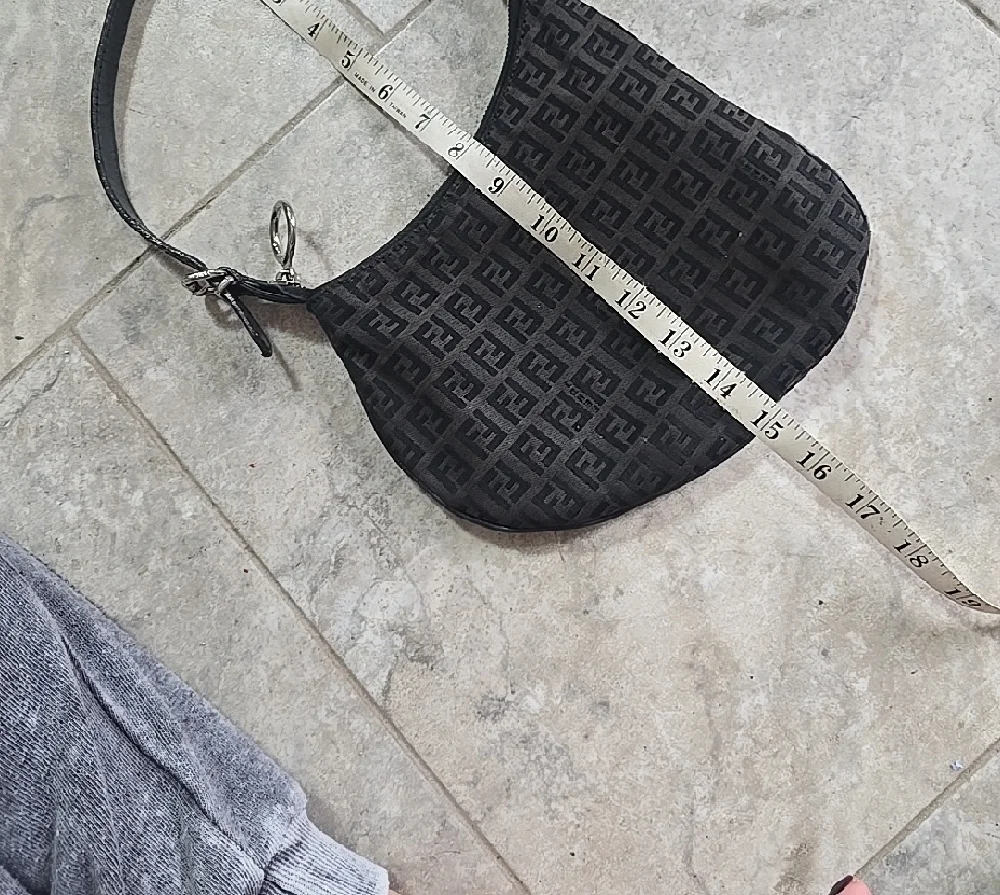 Fendi Black Monogram Shoulder Bag - Picture 10 of 10